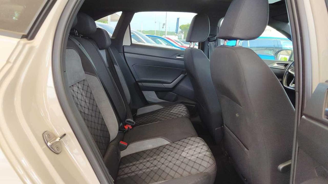 Volkswagen Volkswagen Taigo usata 3
