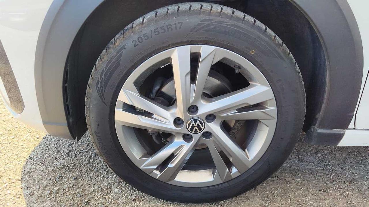 Volkswagen Volkswagen Taigo usata 25