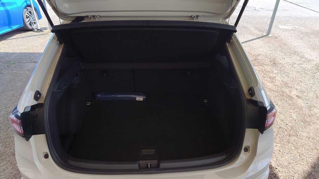Volkswagen Volkswagen Taigo usata 28