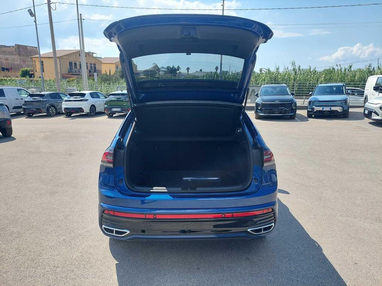 Volkswagen Volkswagen Taigo usata 7