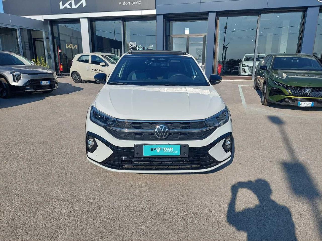 Volkswagen Volkswagen Taigo usata 11