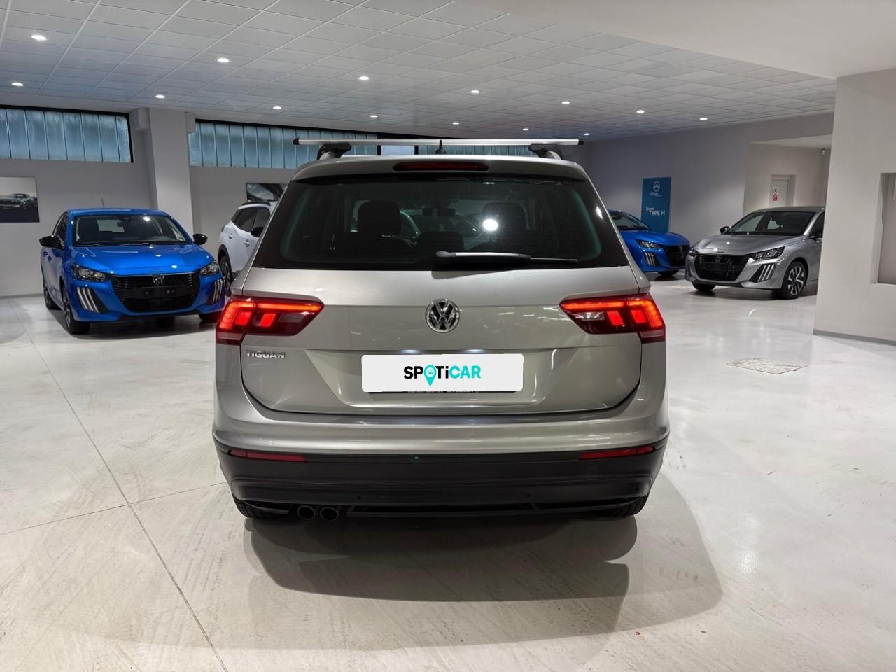 Volkswagen Volkswagen Tiguan usata, con bracciolo posteriore