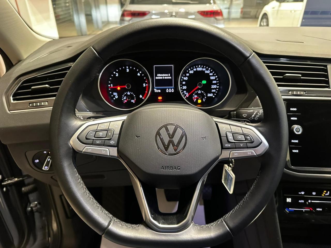 Volkswagen Volkswagen Tiguan usata, con autoradio