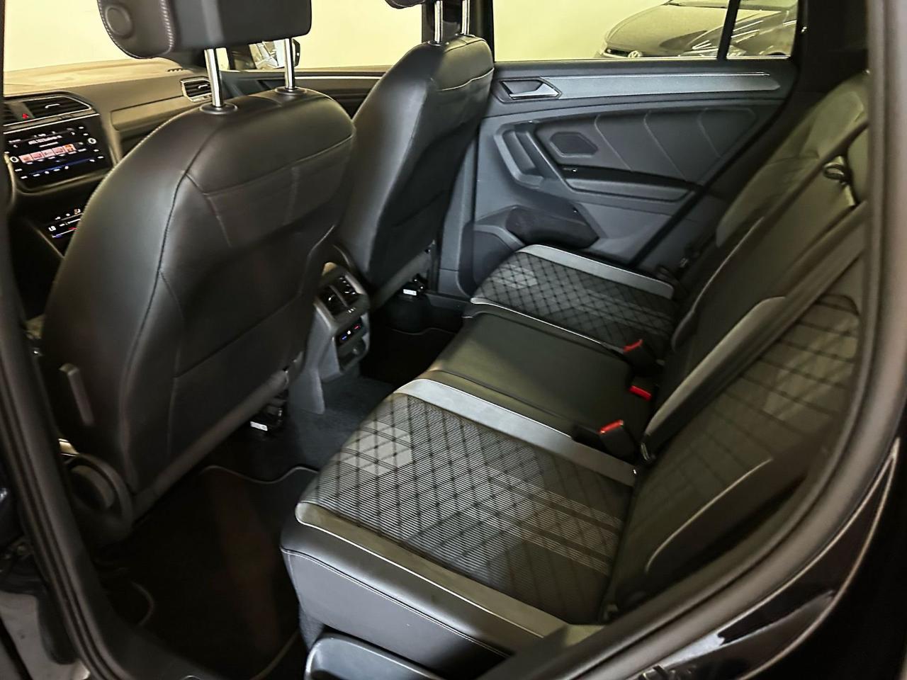 Volkswagen Volkswagen Tiguan usata, con autoradio