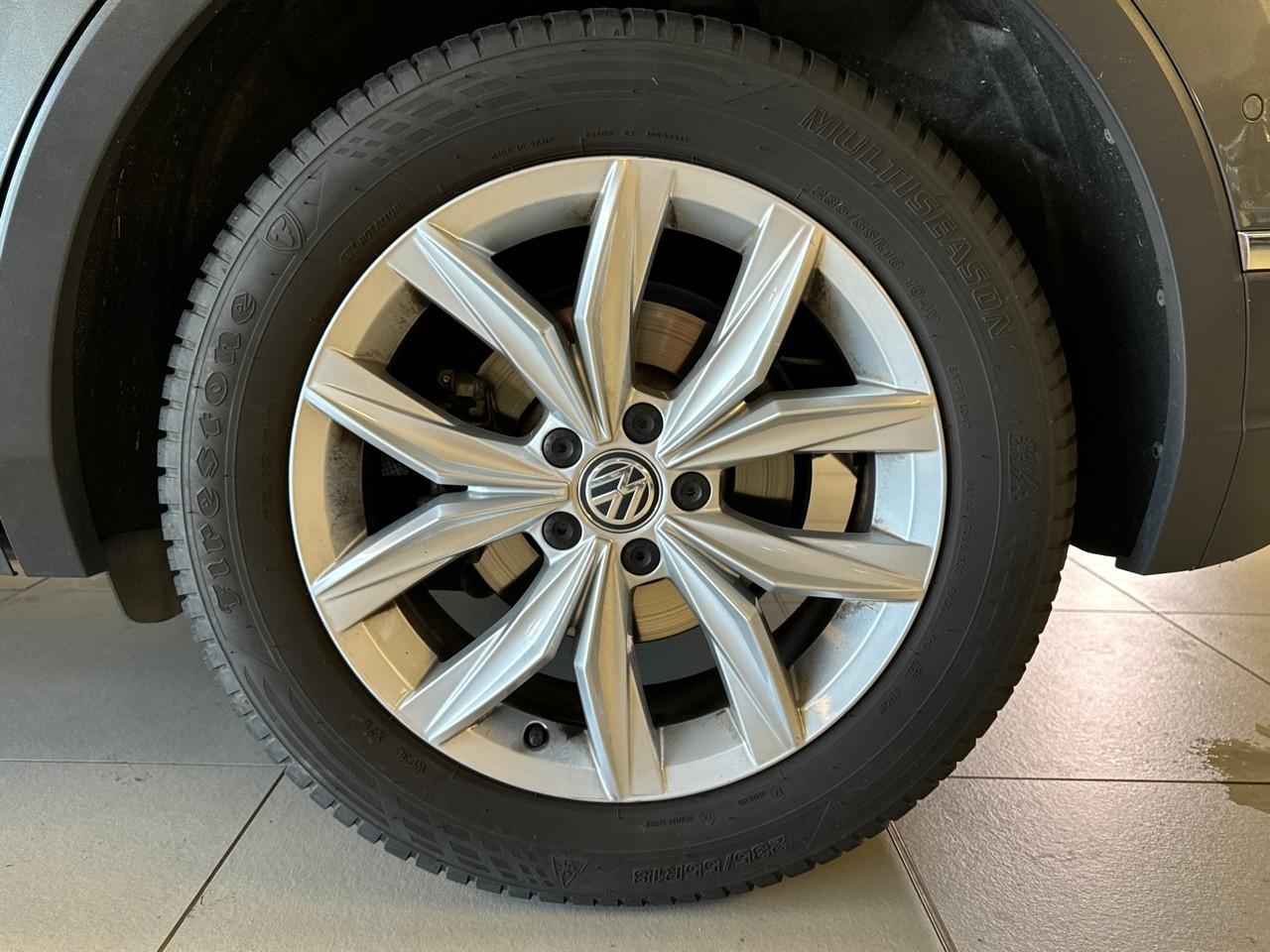 Volkswagen Volkswagen Tiguan usata, con 4 freni a disco con 2 dischi ventilati