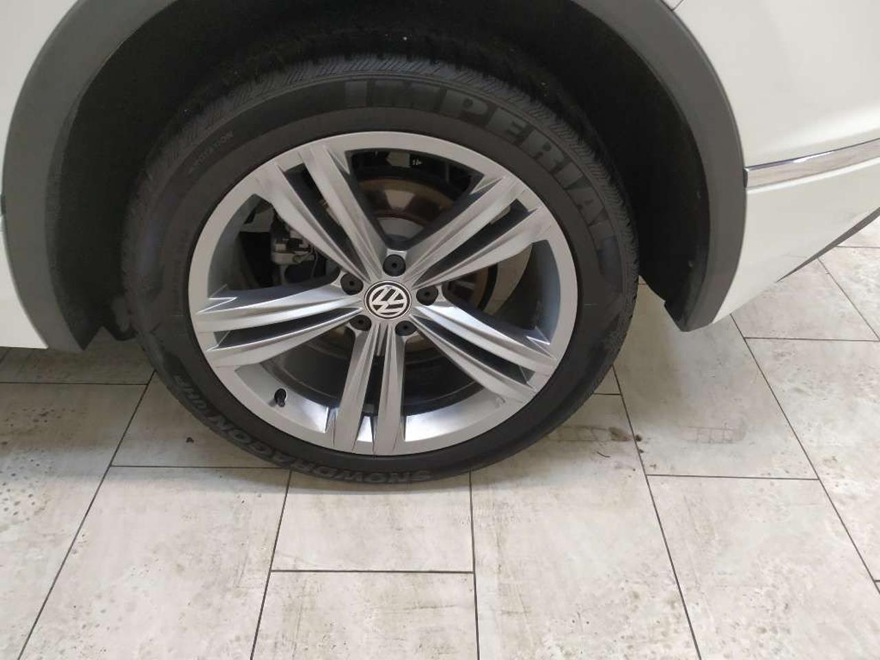 Volkswagen Volkswagen Tiguan usata, con cerchi in lega