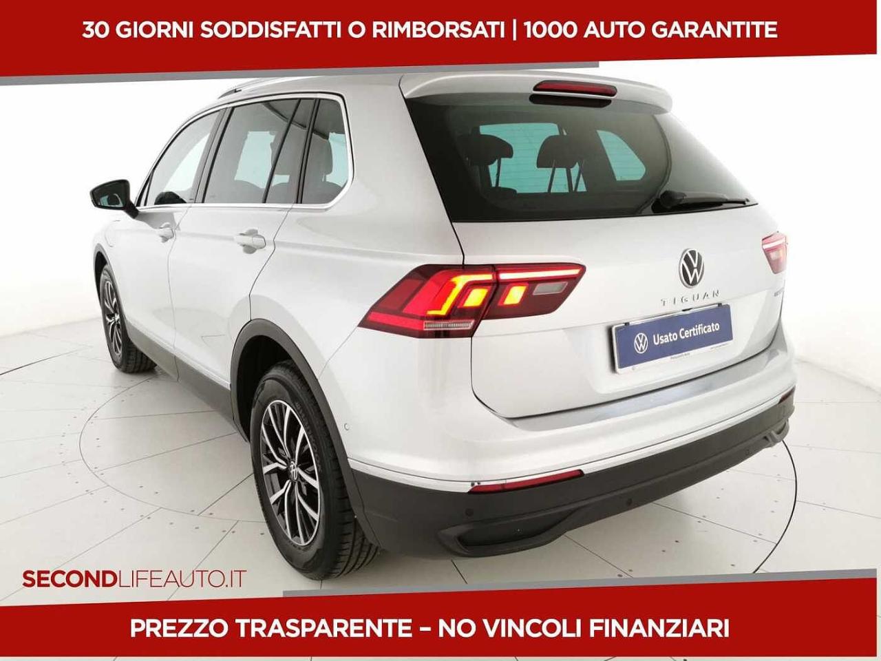 Volkswagen Volkswagen Tiguan usata, con cassetto portaoggetti sotto i sedili anteriori