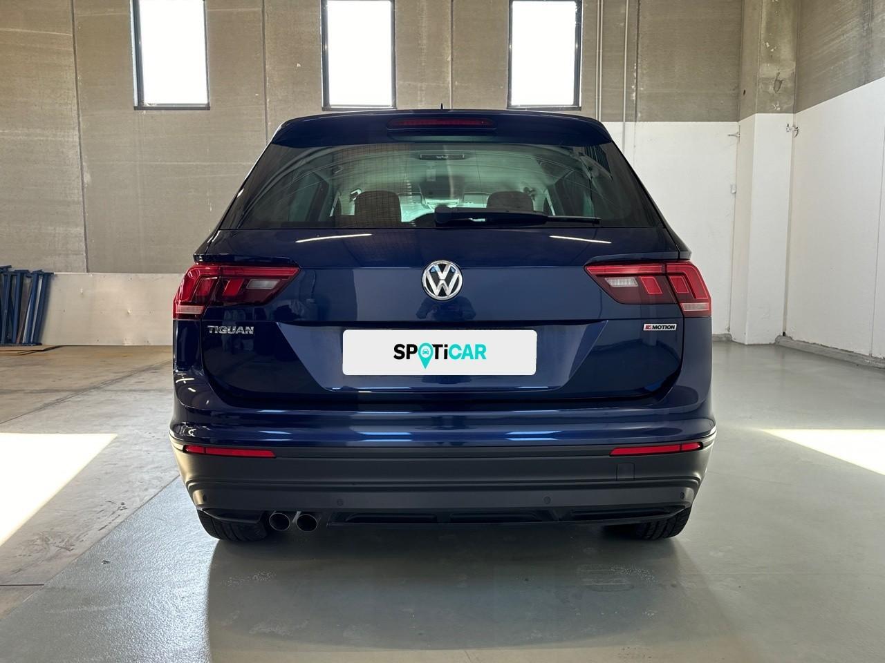 Volkswagen Volkswagen Tiguan usata, con bracciolo posteriore