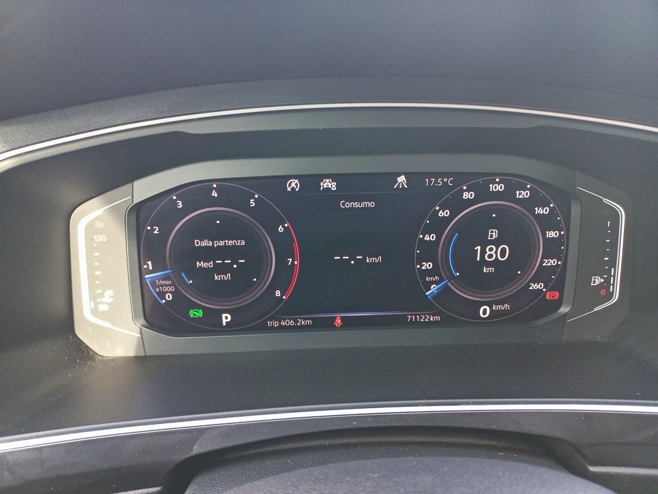 Volkswagen Volkswagen Tiguan usata, con 8,0 display multifunzionale touch screen, plancia 1 e 20,3