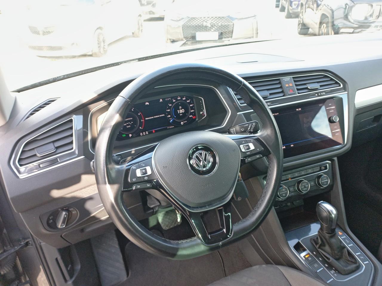 Volkswagen Volkswagen Tiguan usata, con airbag per le ginocchia conducente