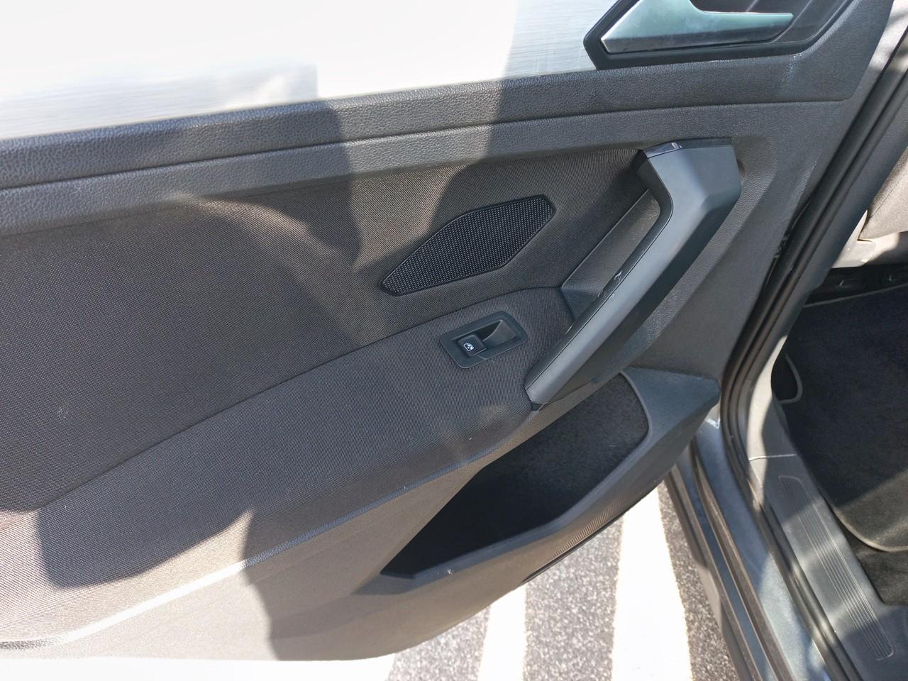 Volkswagen Volkswagen Tiguan usata, con barre longitud.al tetto cromato/argento