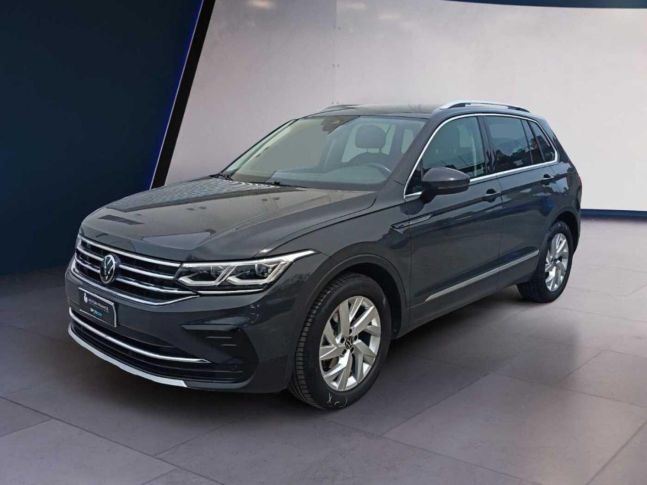 Volkswagen Volkswagen Tiguan TIGUAN II 2021 1.5 tsi R-Line 150cv dsg