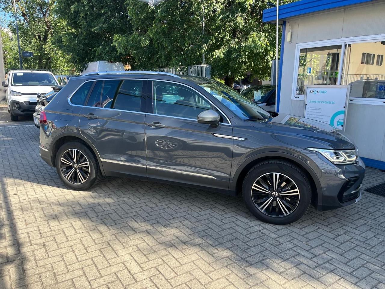 Volkswagen Volkswagen Tiguan usata 17