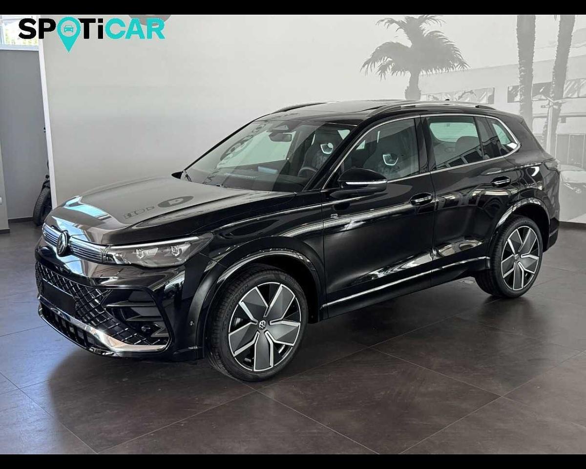 Volkswagen Tiguan TIGUAN 2.0 tdi R-Line Plus 150cv dsg 