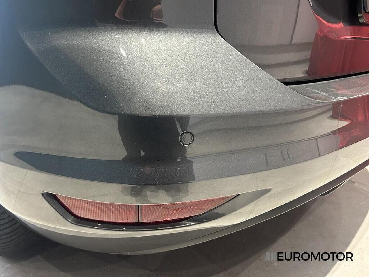 Volkswagen Volkswagen Touran usata, con 4 cilindri