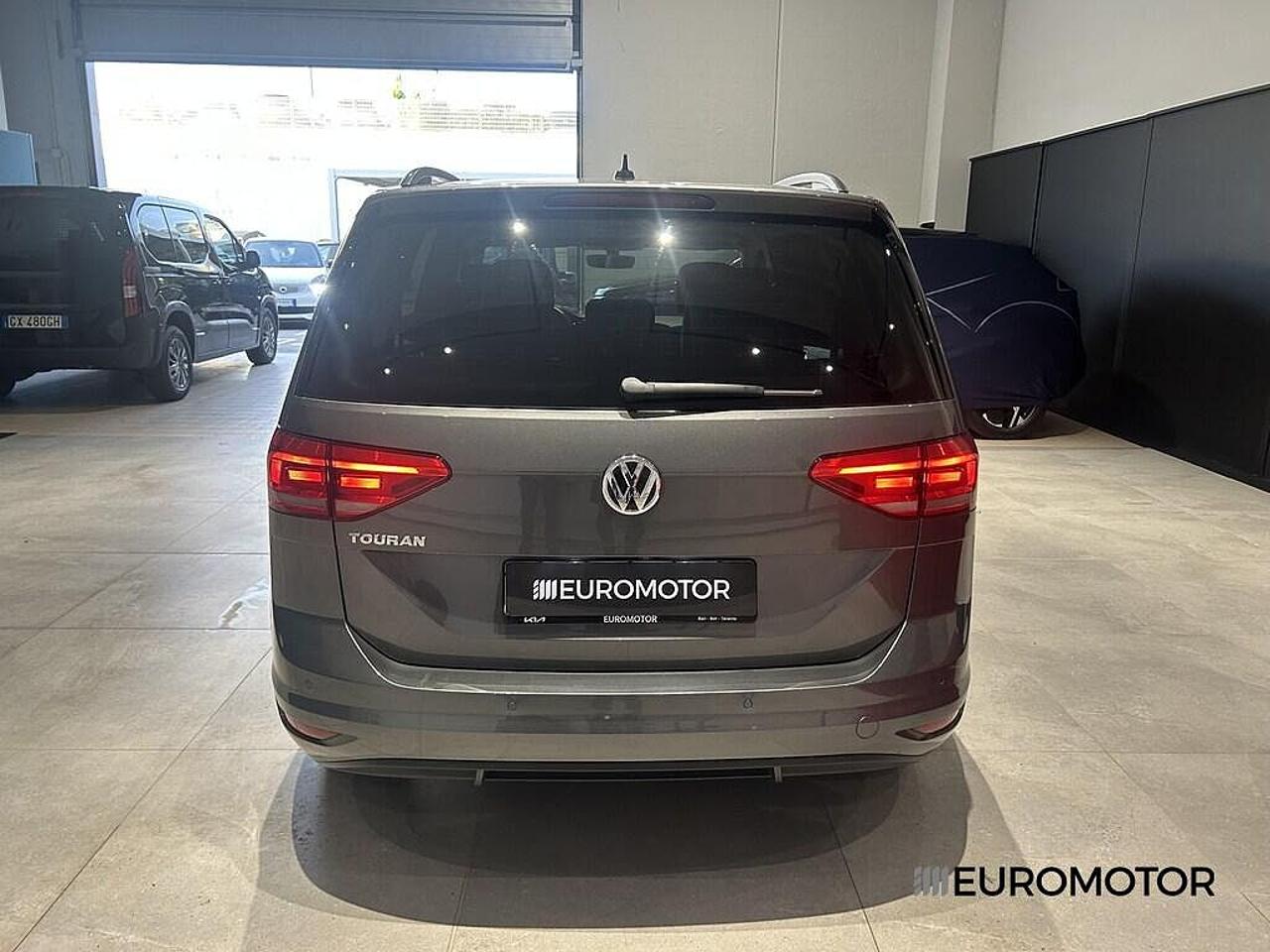 Volkswagen Volkswagen Touran usata, con tpms - sistema monitoraggio pressione pneumatici