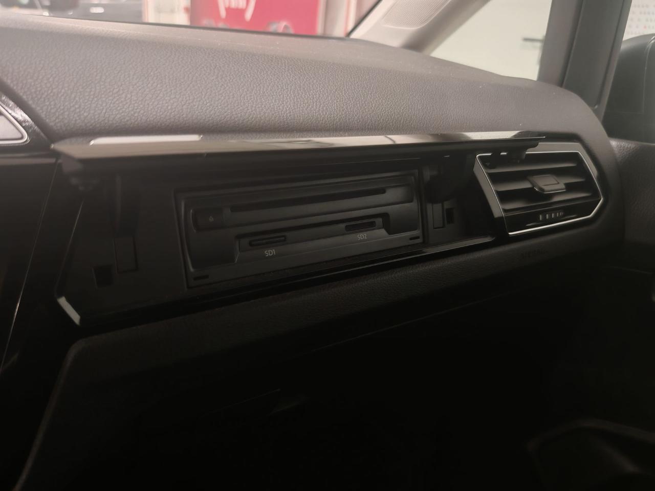 Volkswagen Volkswagen Touran usata, con Sistema Keyless