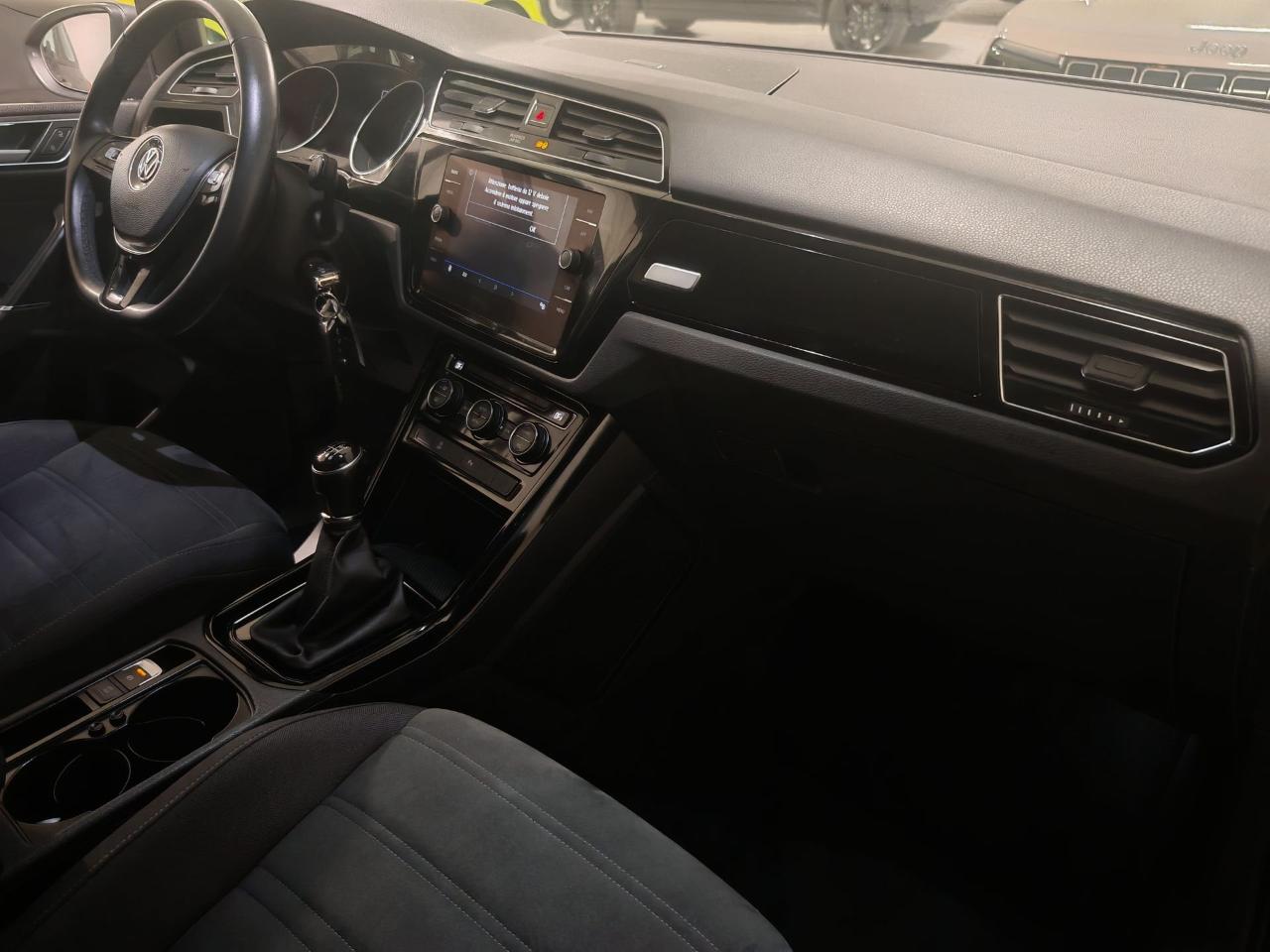 Volkswagen Volkswagen Touran usata, con Xenon-led