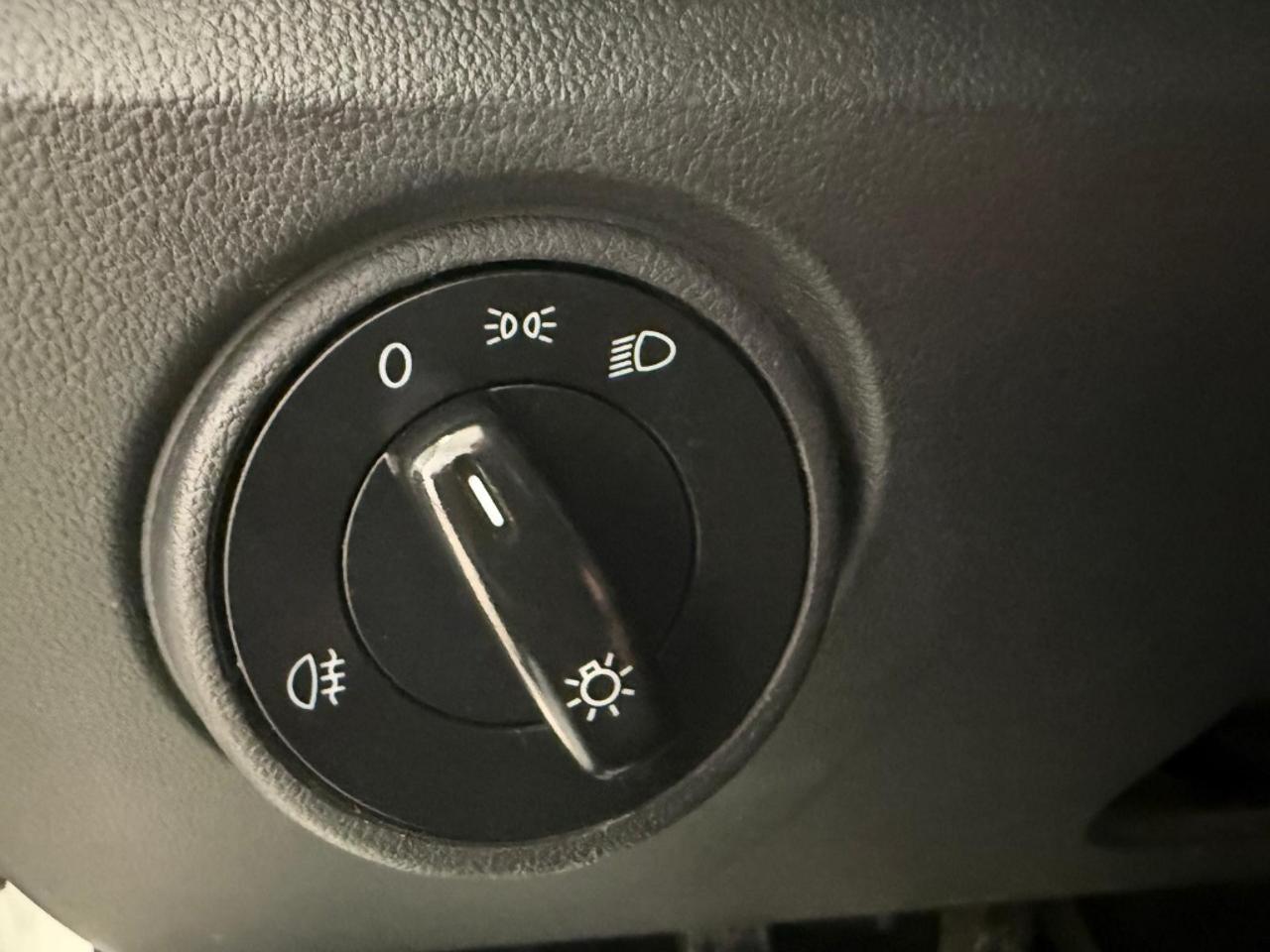 Volkswagen Volkswagen Up usata, con servo sterzo
