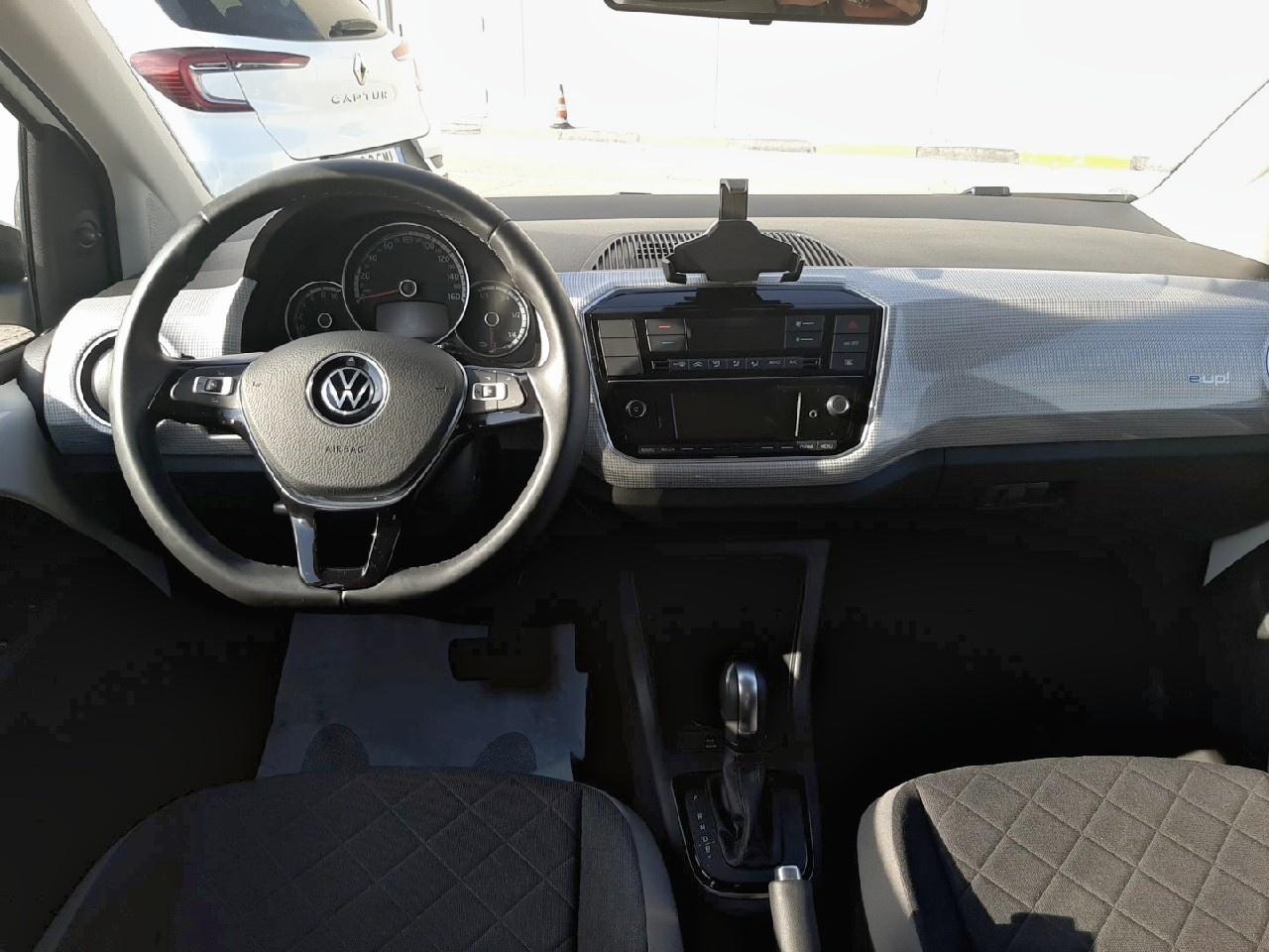 Volkswagen Volkswagen Up usata 13