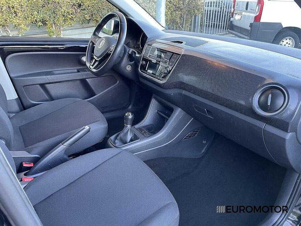 Volkswagen Volkswagen Up usata, con 5 marce