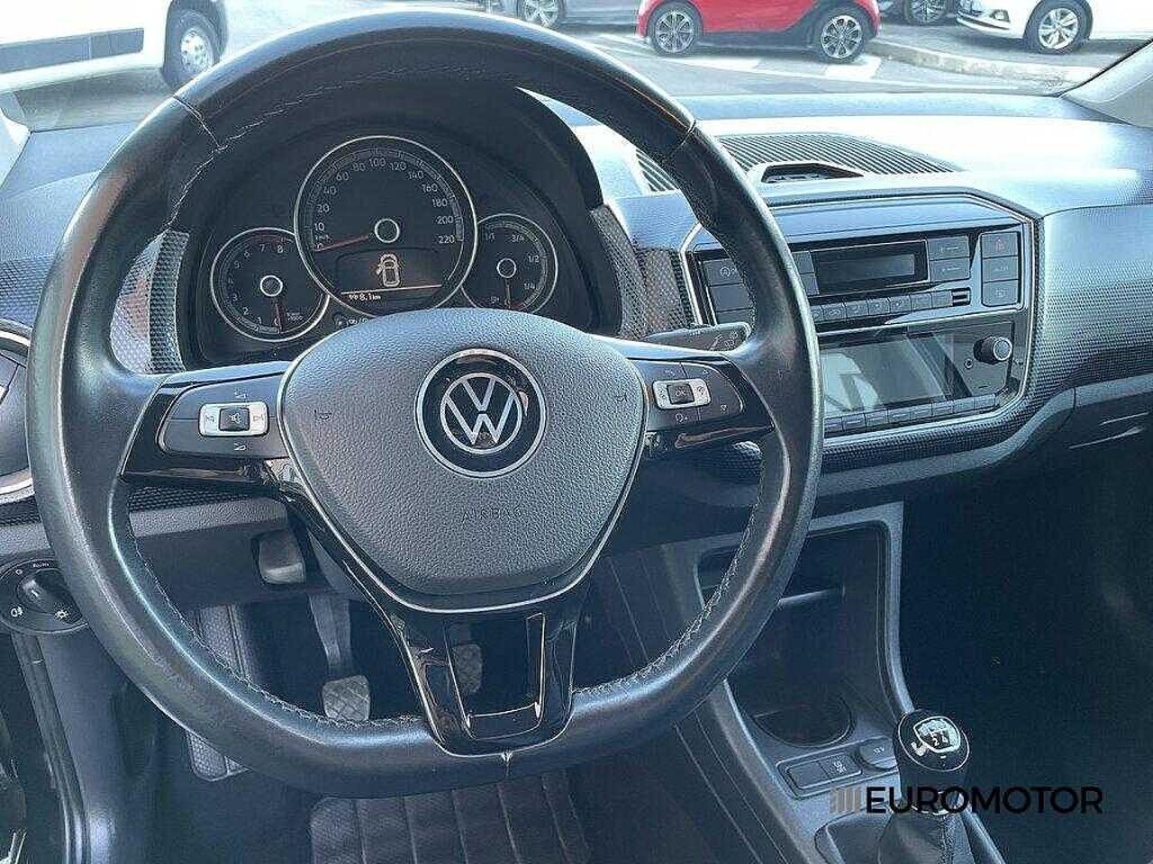 Volkswagen Volkswagen Up usata, con 5 porte