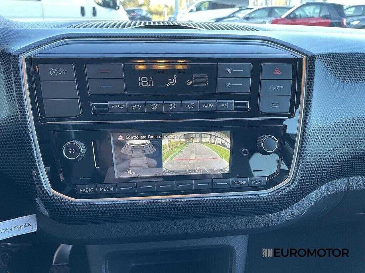 Volkswagen Volkswagen Up usata, con assistente di corsia