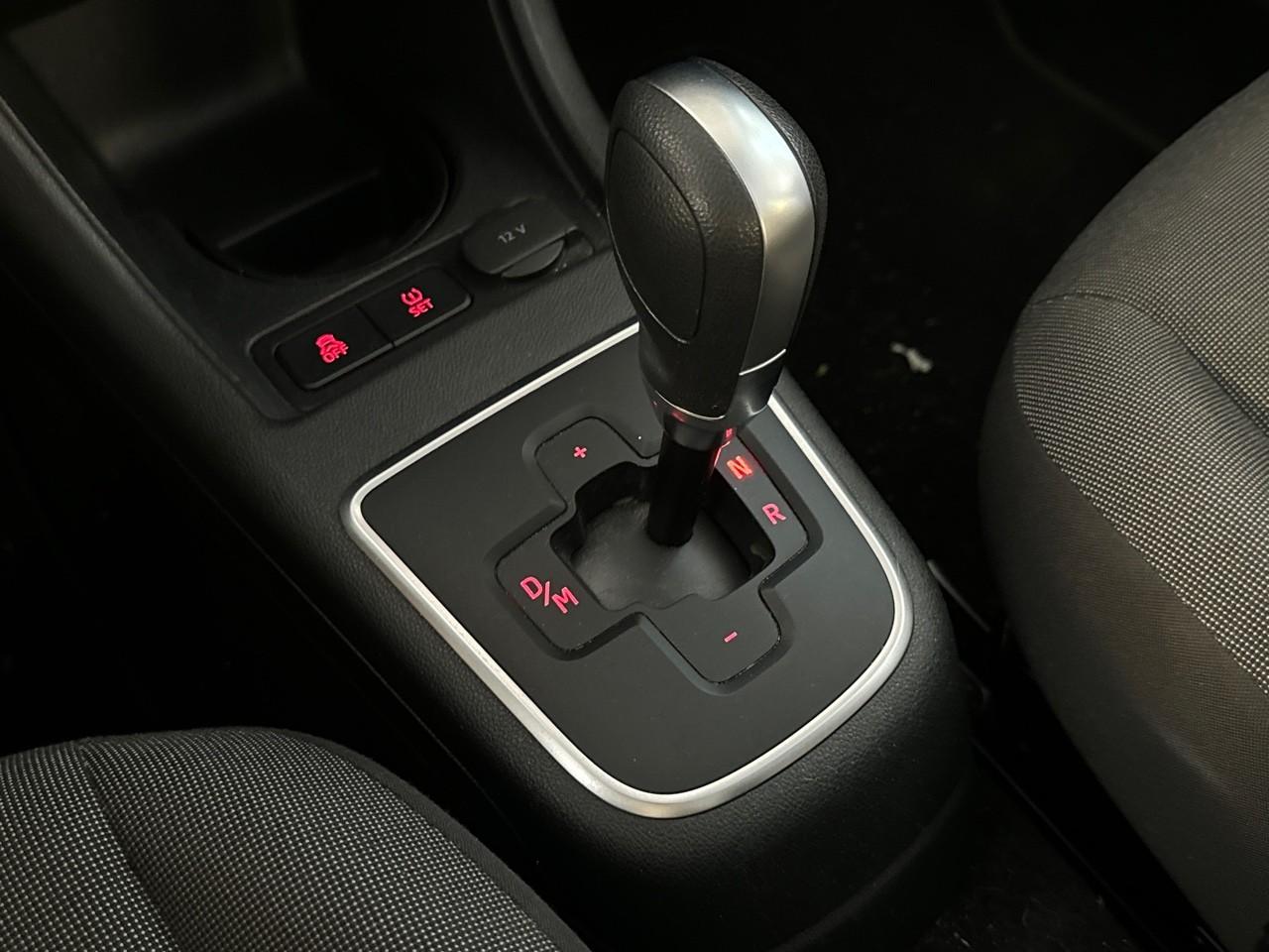 Volkswagen Volkswagen Up usata, con antenna