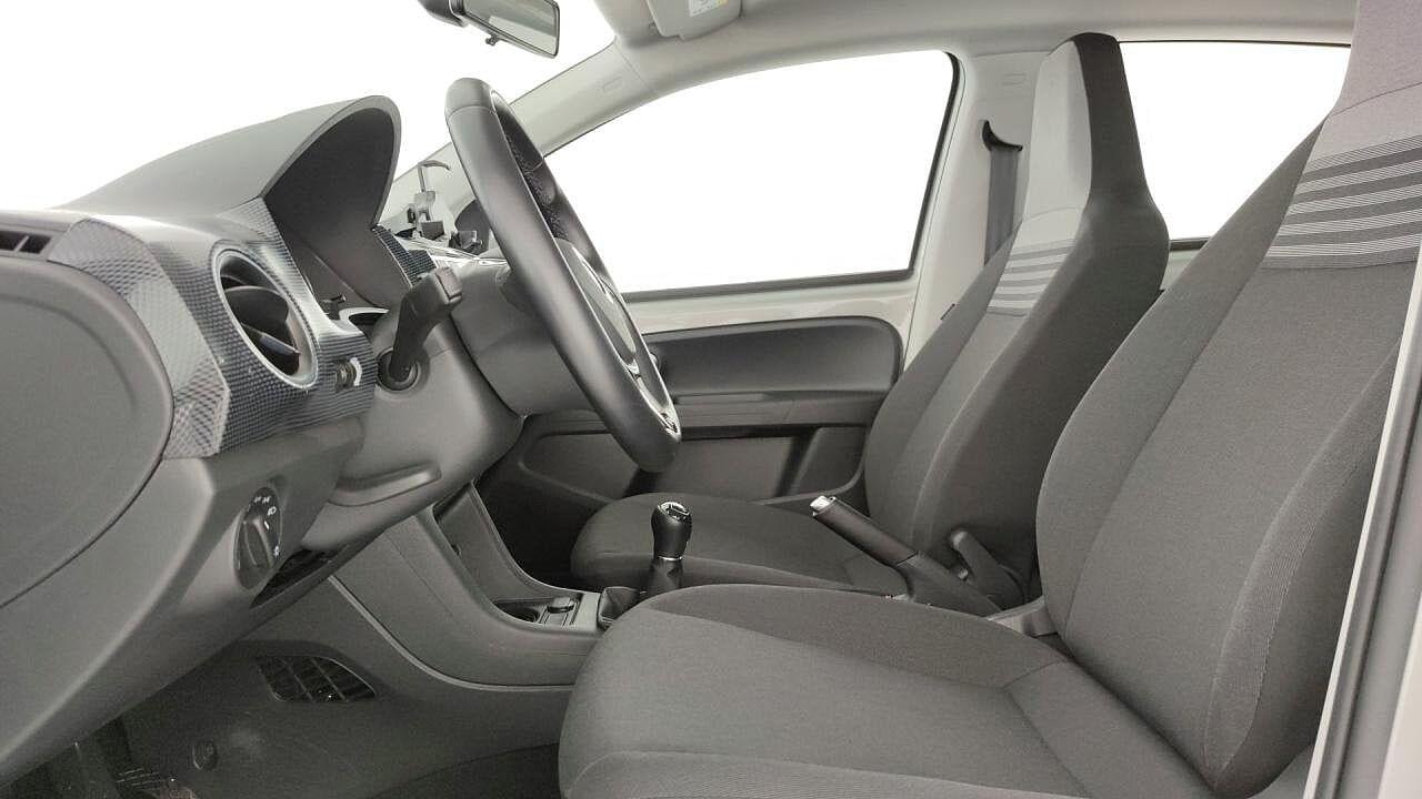 Volkswagen Volkswagen Up usata, con 5 porte