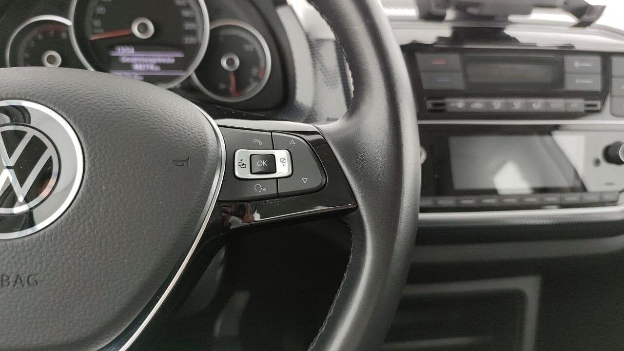Volkswagen Volkswagen Up usata, con chiusura centralizzata