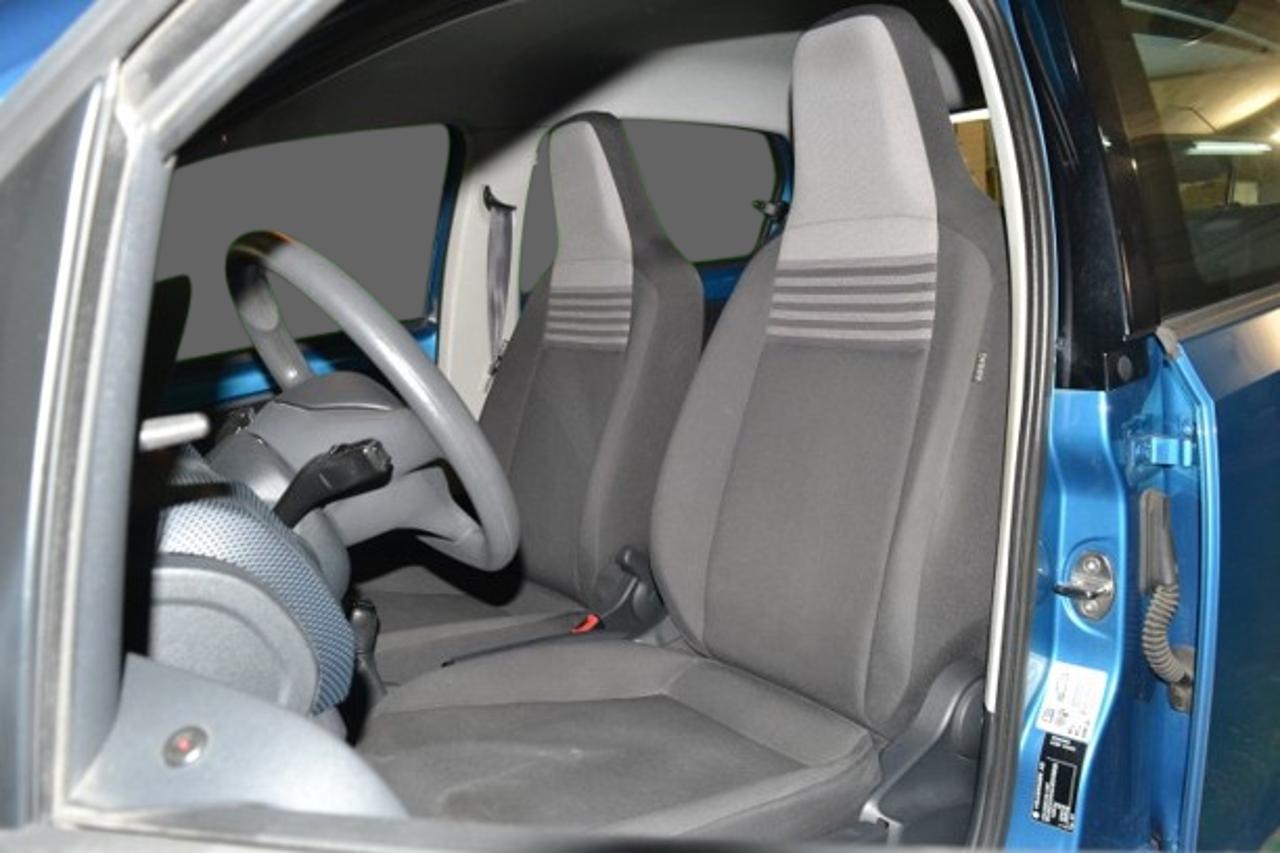 Volkswagen Volkswagen Up usata 14