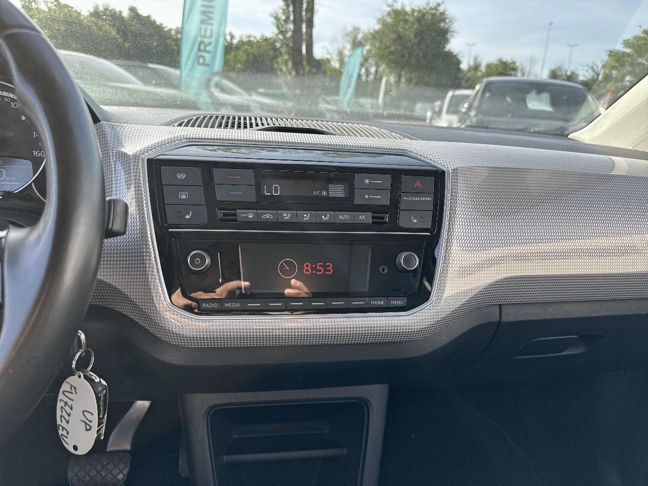 Volkswagen Volkswagen Up usata, con airbag anteriore conducente, airbag anteriore passeggero con interrutore di disattivazione