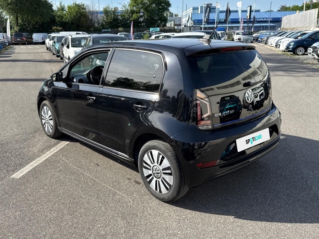 Volkswagen Volkswagen Up usata, con computer con velocità media, consumo medio, consumo istantaneo e autonomia