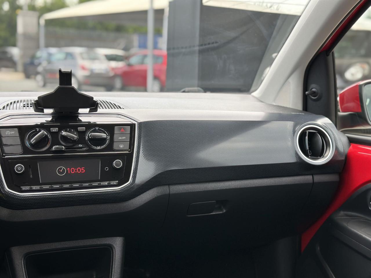 Volkswagen Volkswagen Up usata, con cruise control