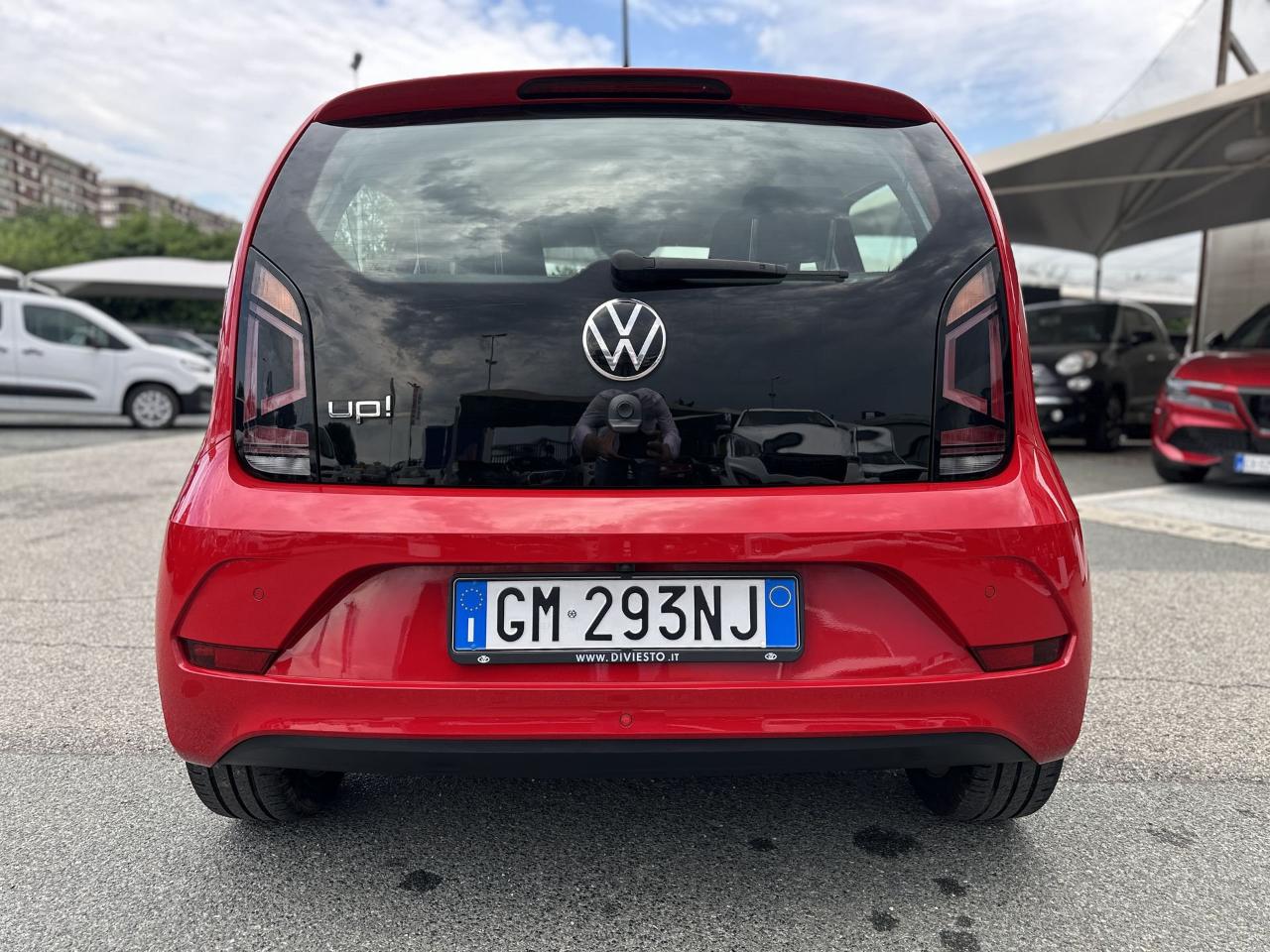 Volkswagen Volkswagen Up usata 18