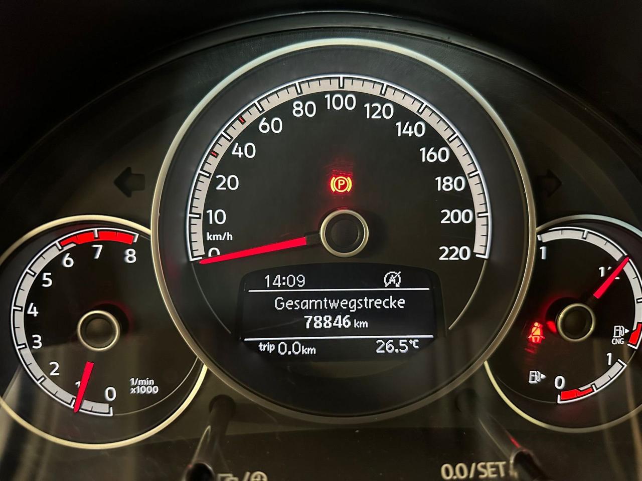 Volkswagen Volkswagen Up usata, con autoradio