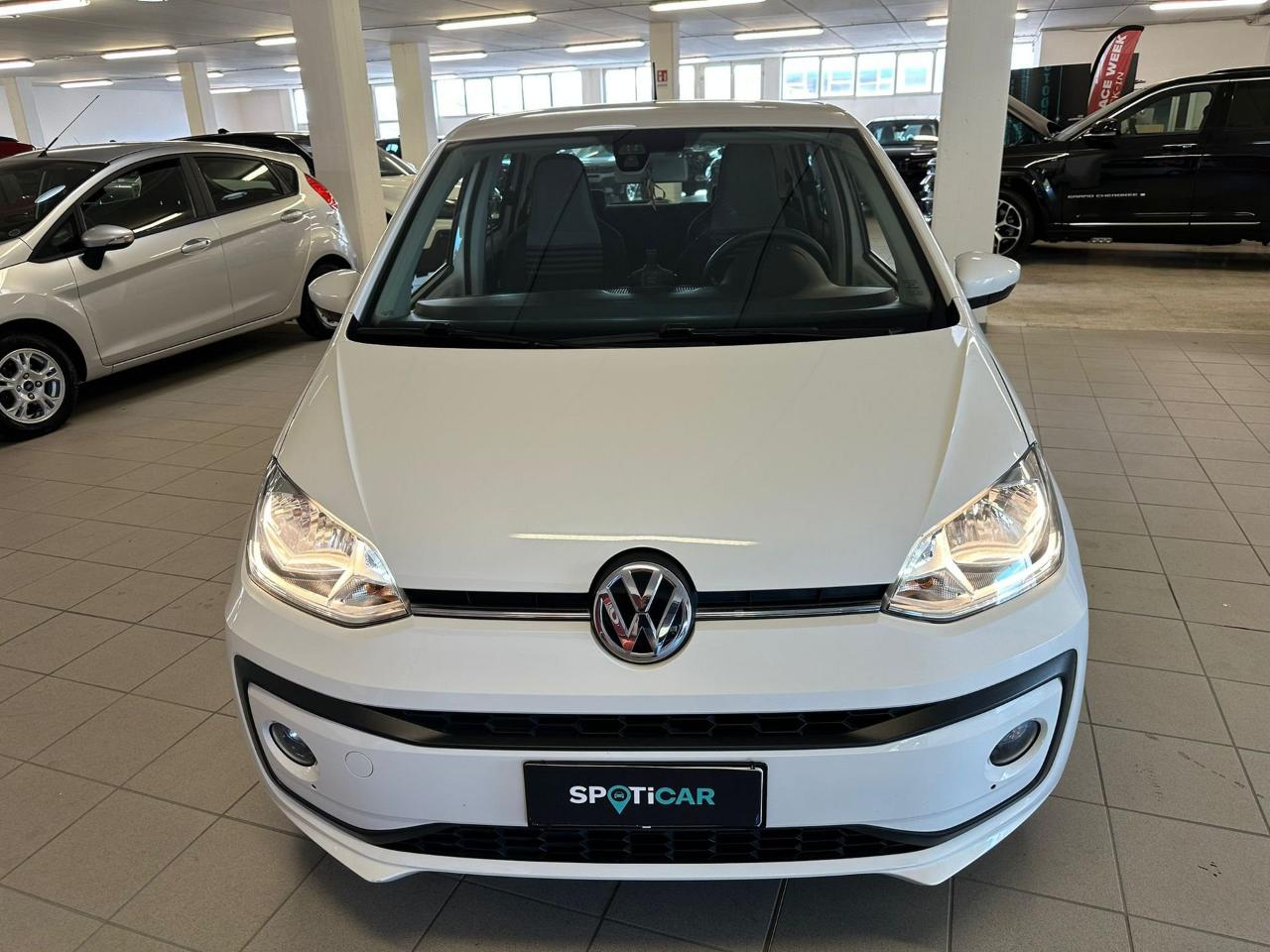 Volkswagen Volkswagen Up usata 14