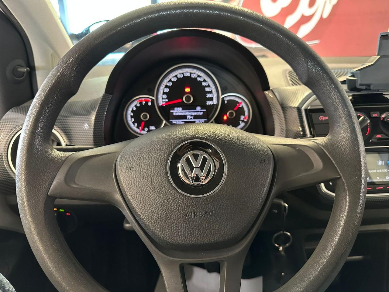 Volkswagen Volkswagen Up usata 20