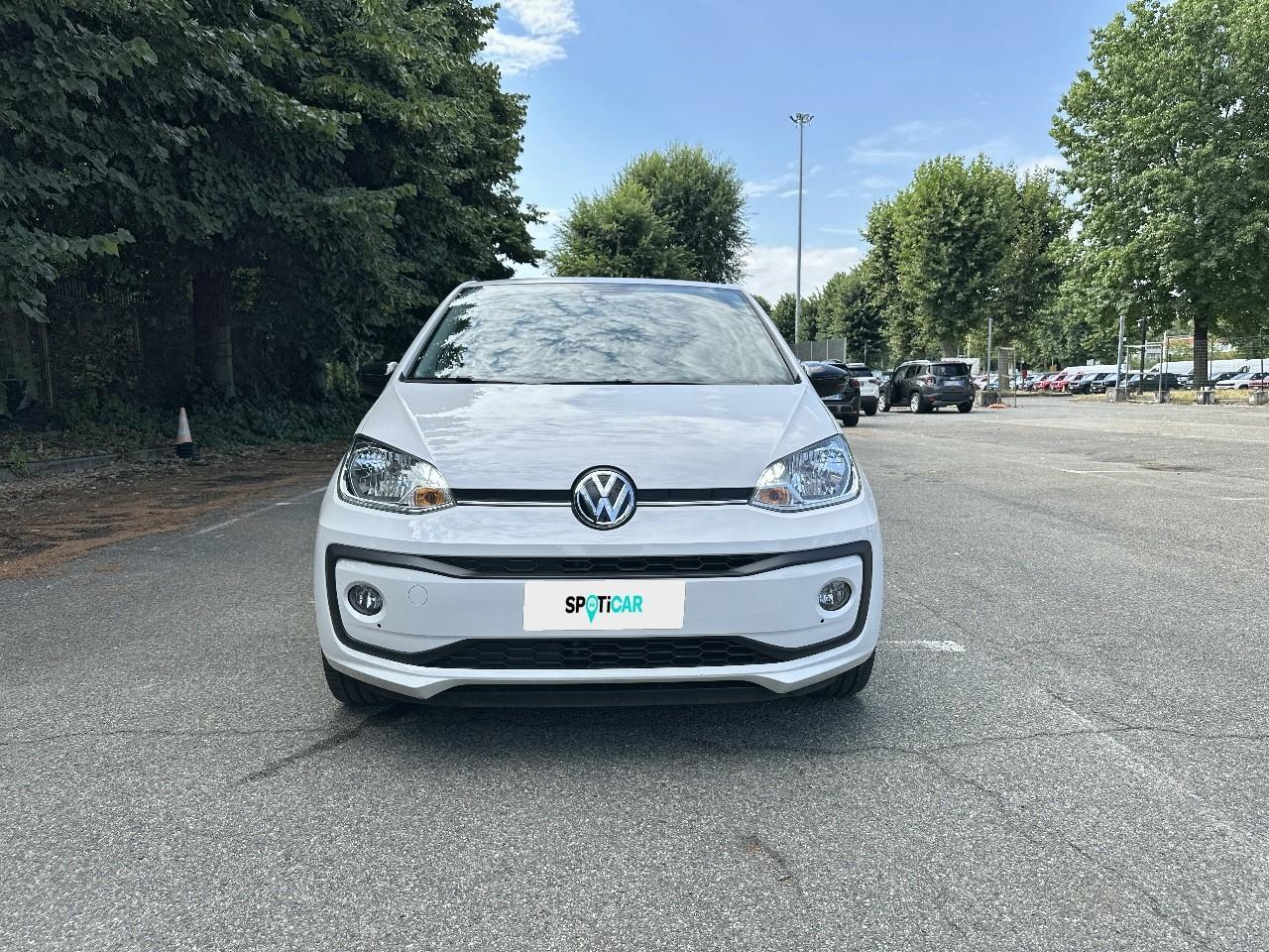Volkswagen Volkswagen Up usata, con assistenza alla frenata di emergenza