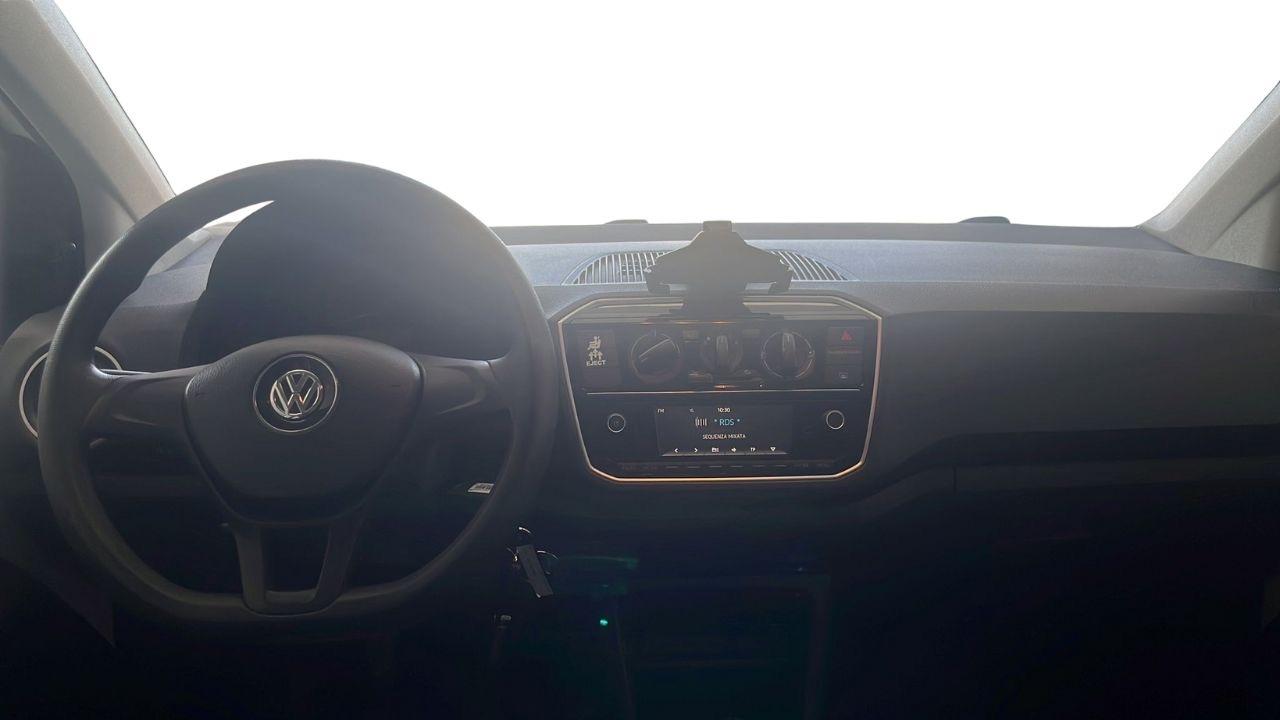 Volkswagen Volkswagen Up usata 19