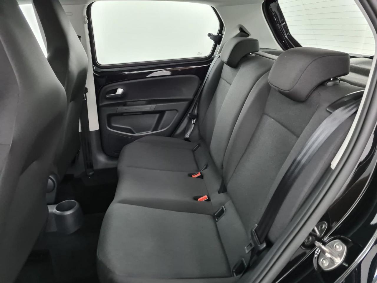 Volkswagen Volkswagen Up usata, con alzacristalli elettrici