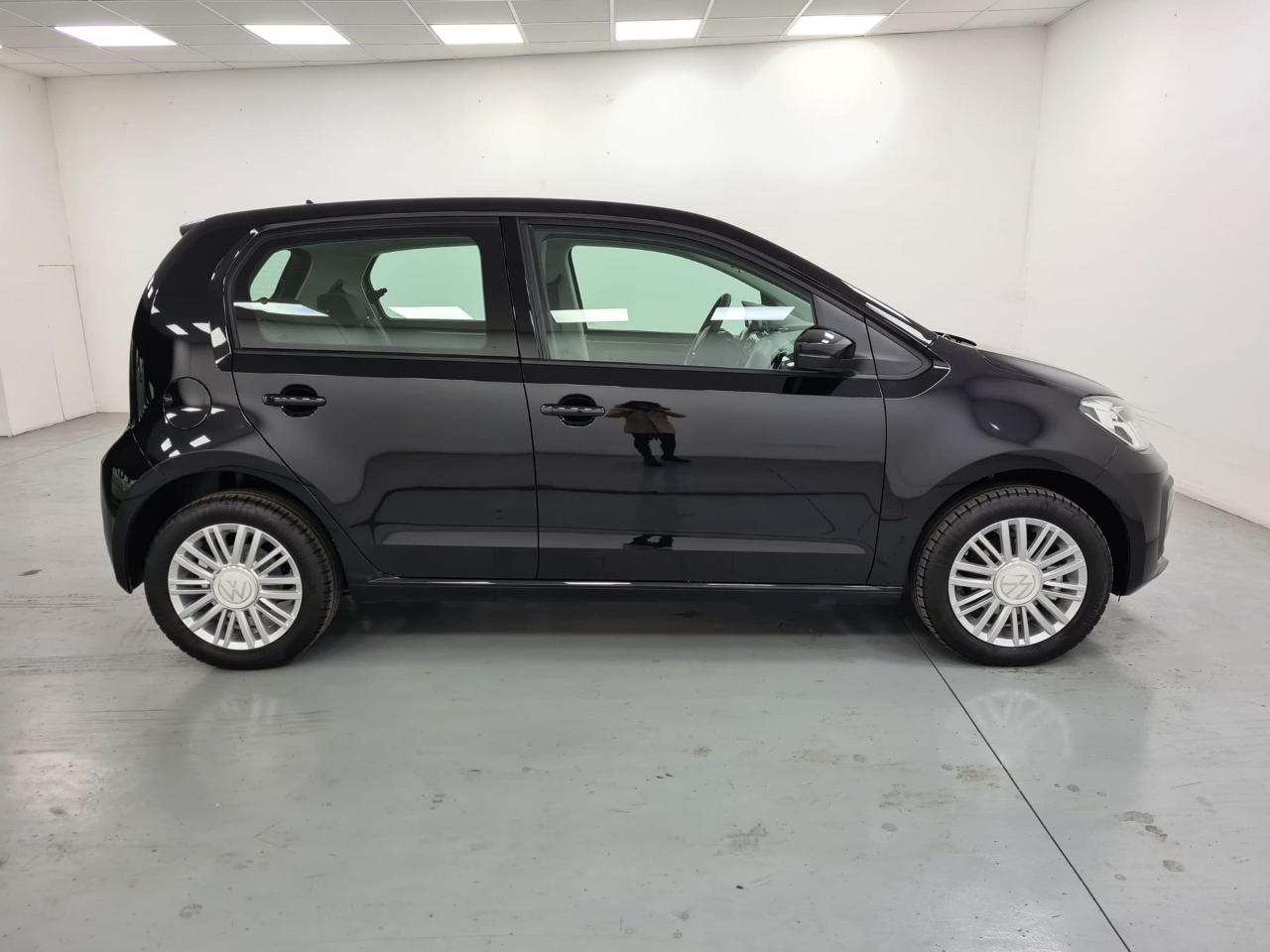 Volkswagen Volkswagen Up usata 13