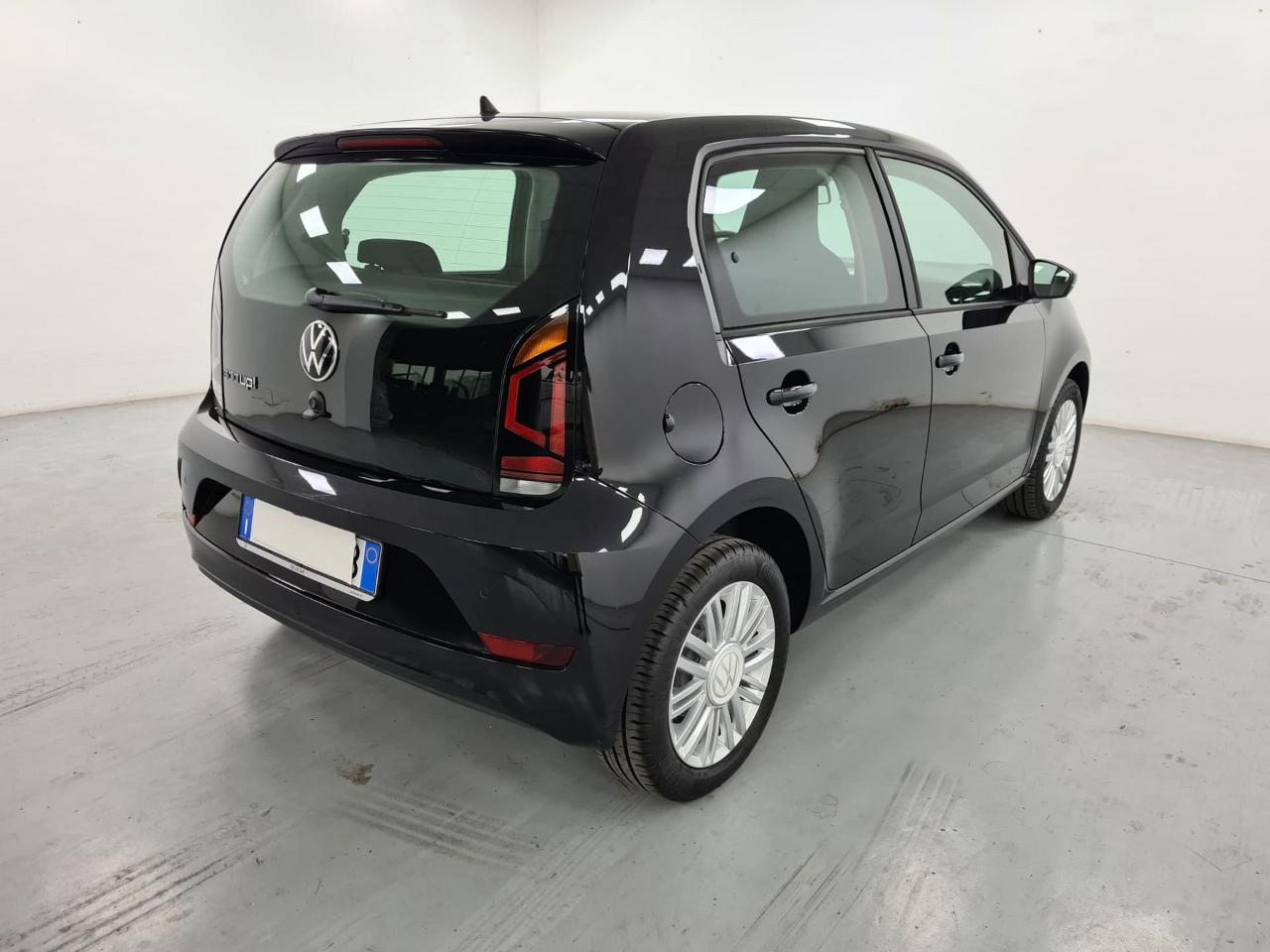 Volkswagen Volkswagen Up usata 14