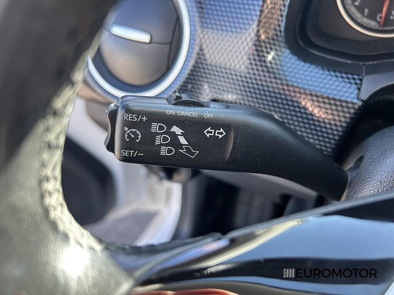 Volkswagen Volkswagen Up usata 19