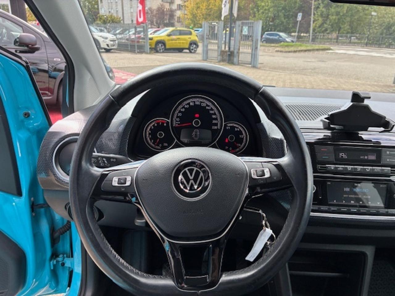 Volkswagen Volkswagen Up usata 9