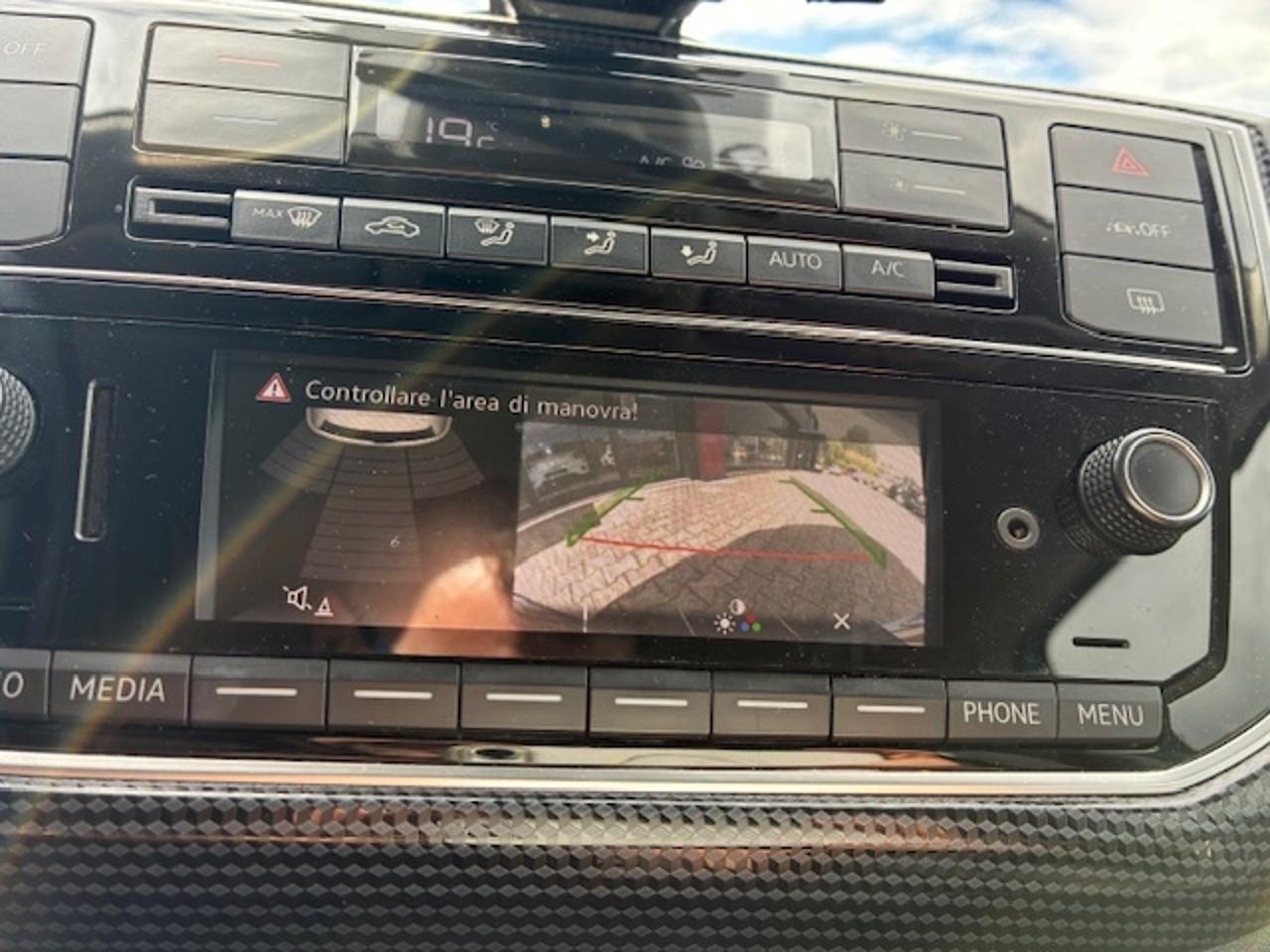 Volkswagen Volkswagen Up usata 13