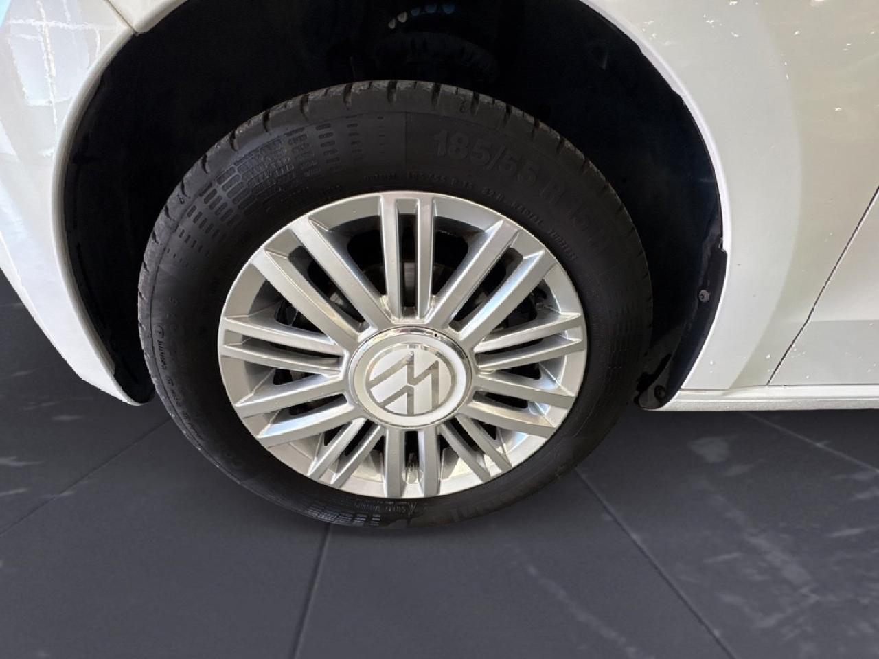 Volkswagen Volkswagen Up usata, con cruise control