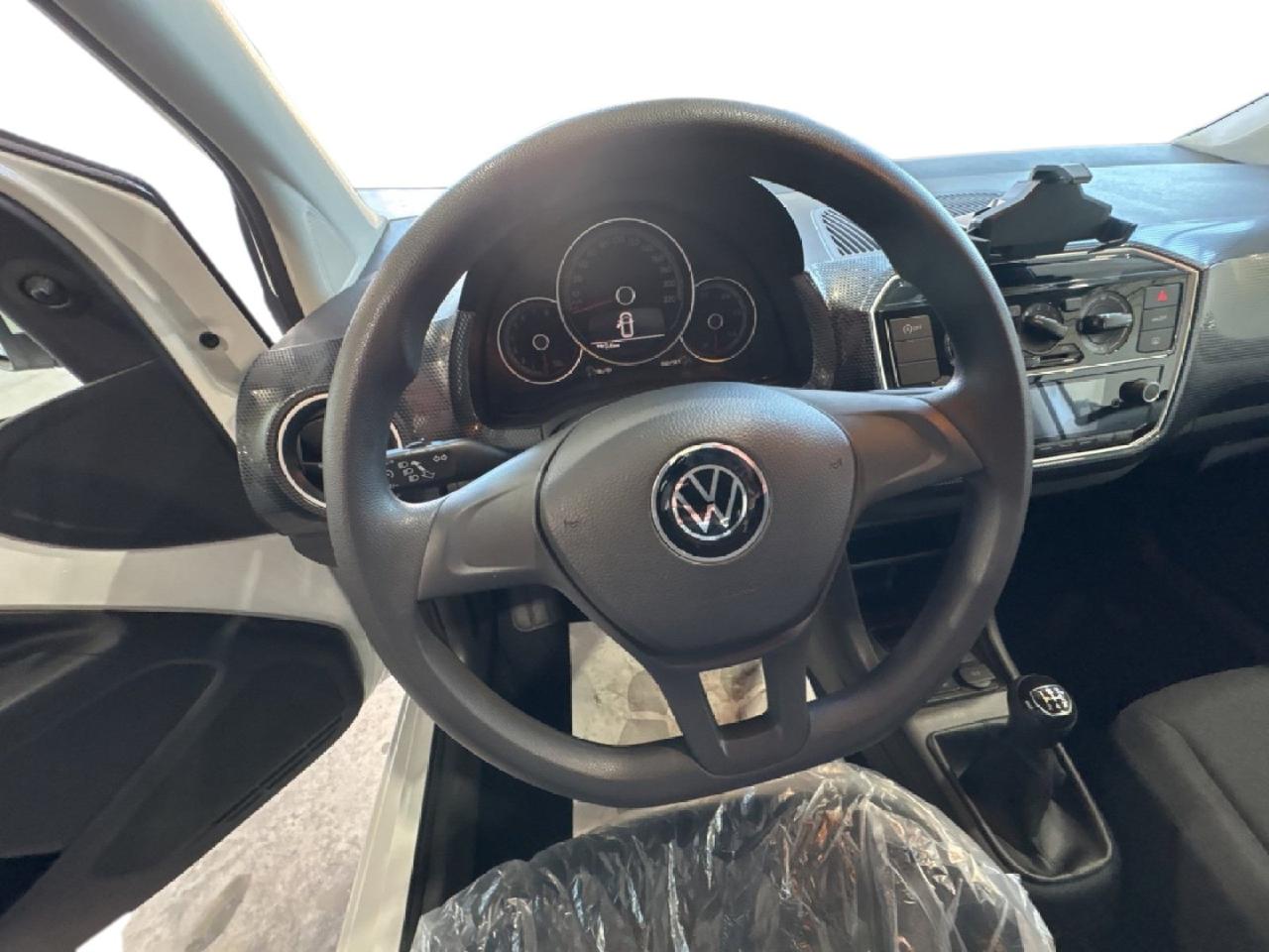 Volkswagen Volkswagen Up usata 12