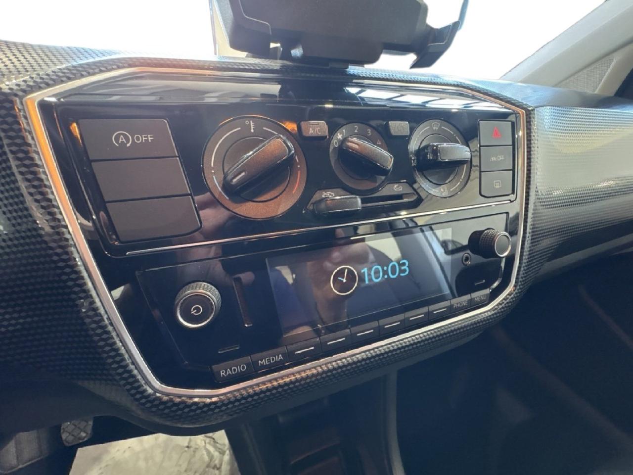 Volkswagen Volkswagen Up usata 15