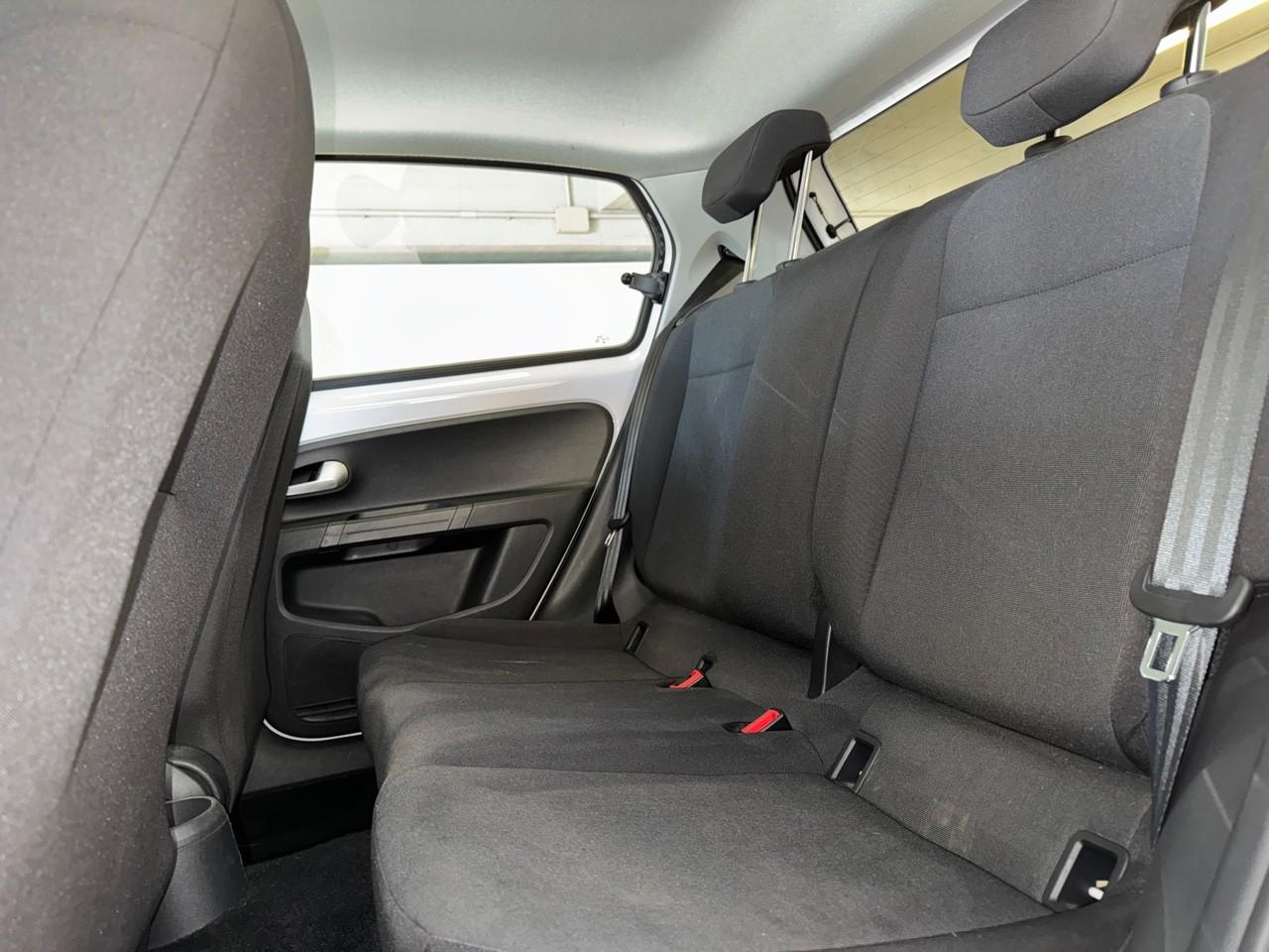 Volkswagen Volkswagen Up usata, con 2 freni a disco con 2 dischi ventilati